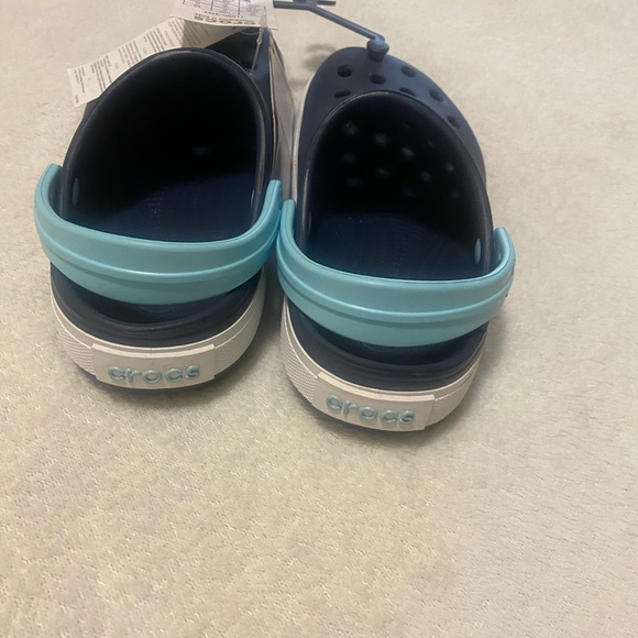 🐊 Crocs 🛍️ - Picture 5 of 6